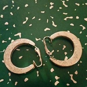 Vintage Silver Avon Silver Hoop Clip On Earrings.